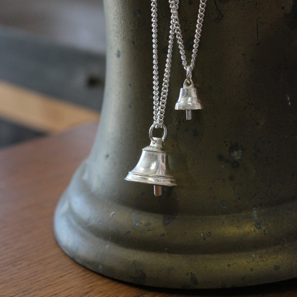 Large ship's bell - with moving parts that ring!